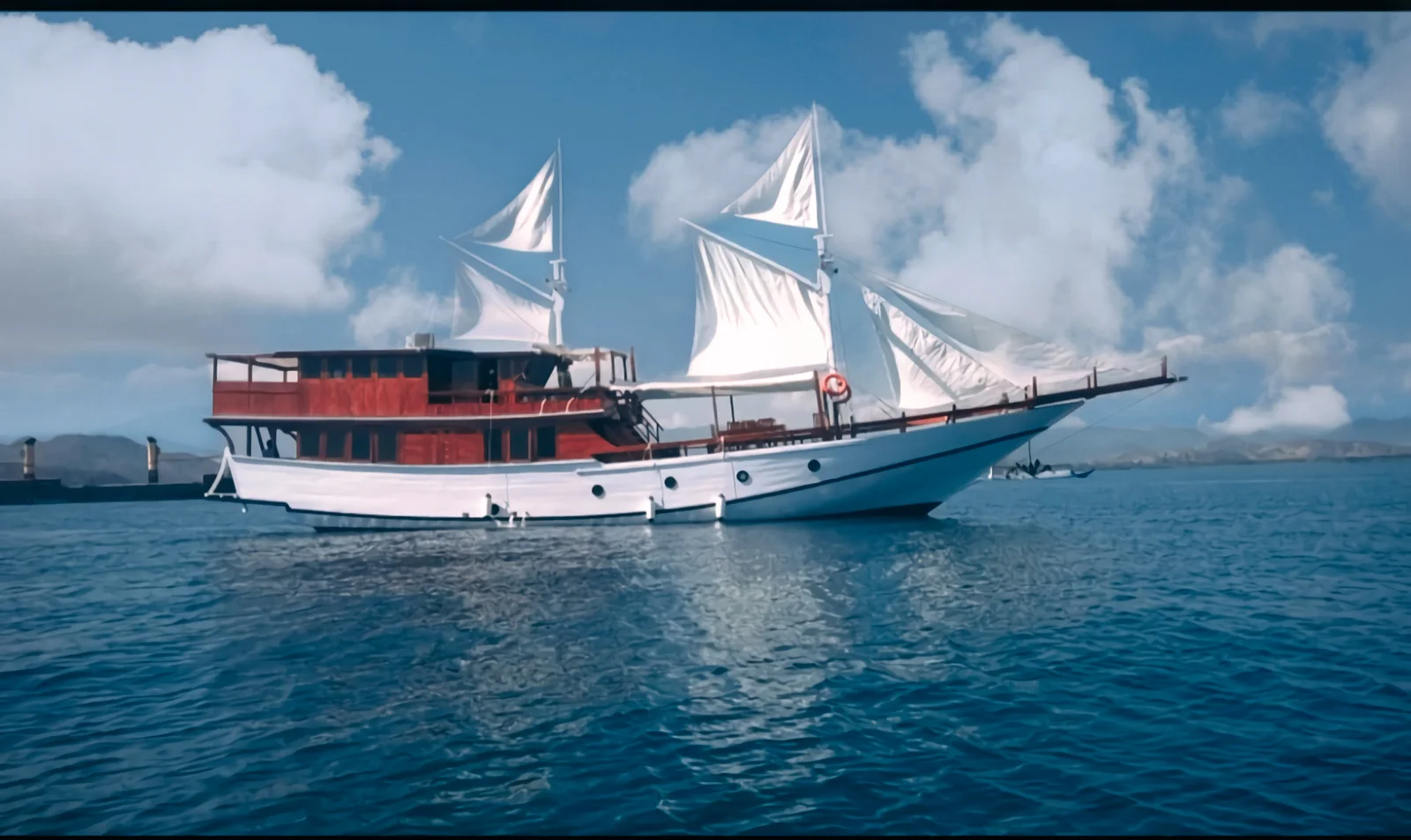 Komodo Boat Charter